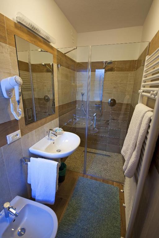 Hotel La Molinella Soraga Room photo
